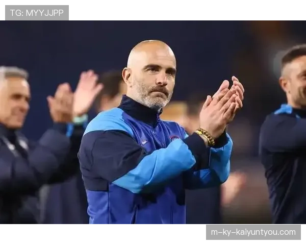 切尔西主帅执教稳定性受质疑，球队表现波动影响赛季走势